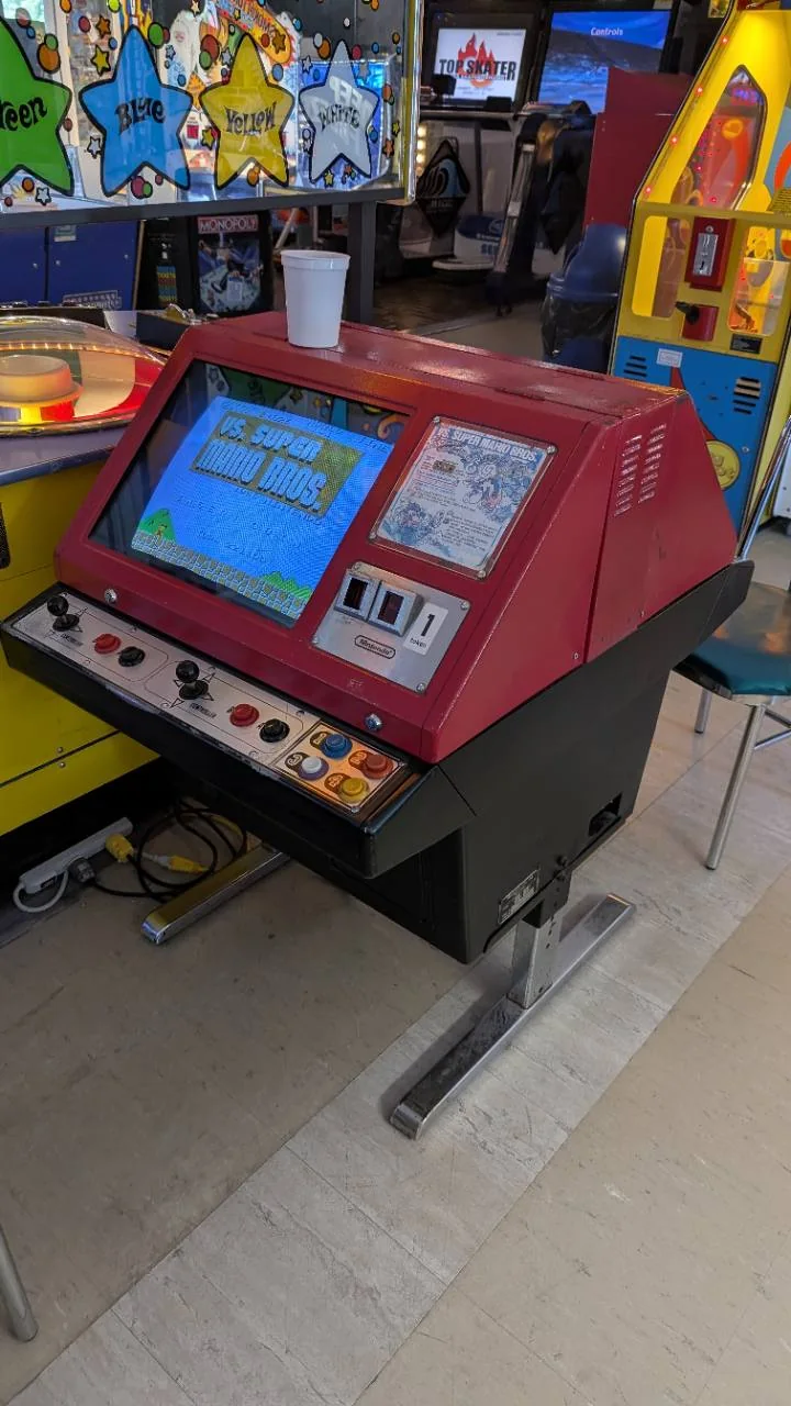 Original Nintendo VS cabinet running Super Mario Bros. at Pixel Paradise Angus
