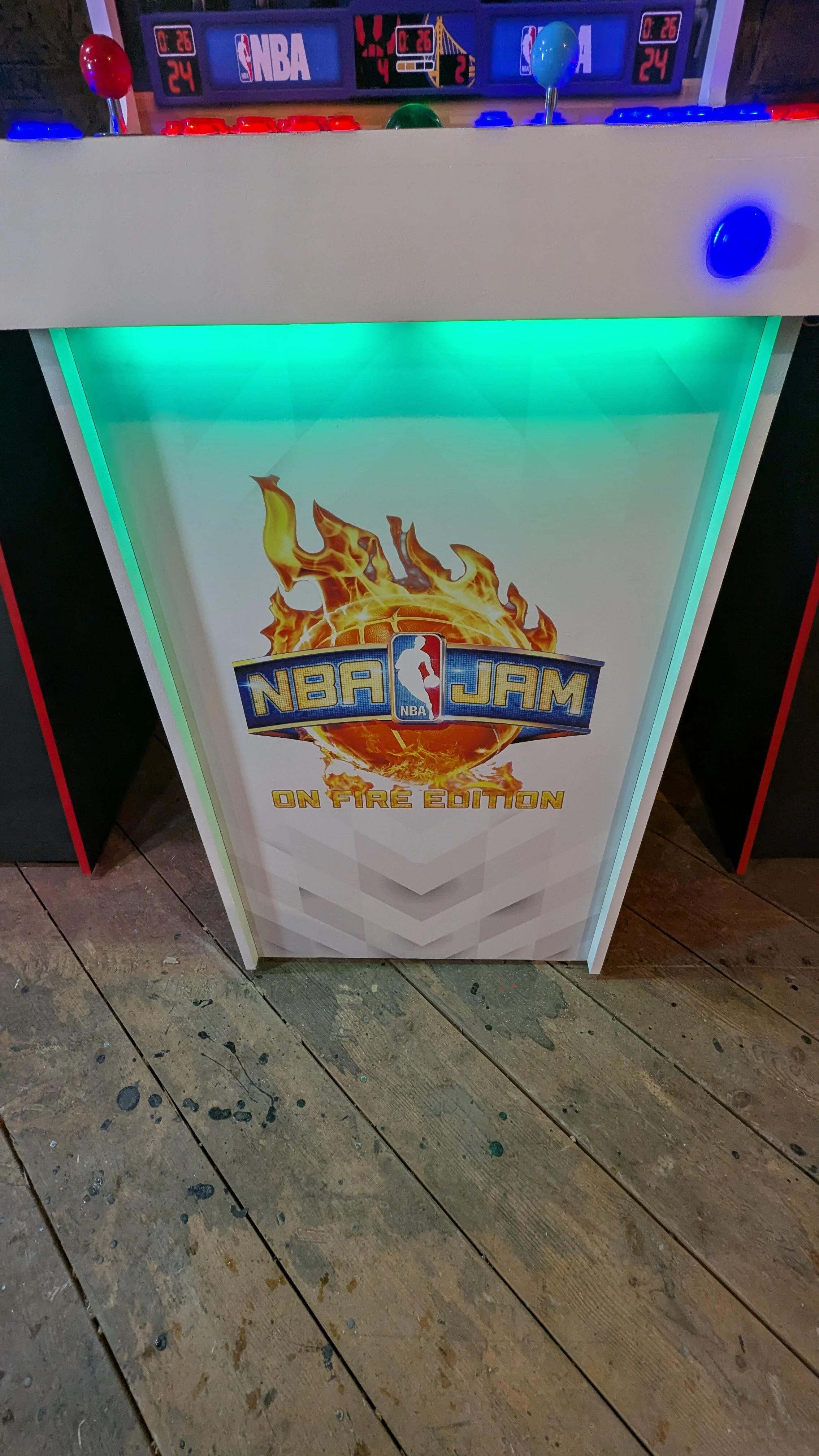 Illuminated NBA Jam On Fire Edition front artwork