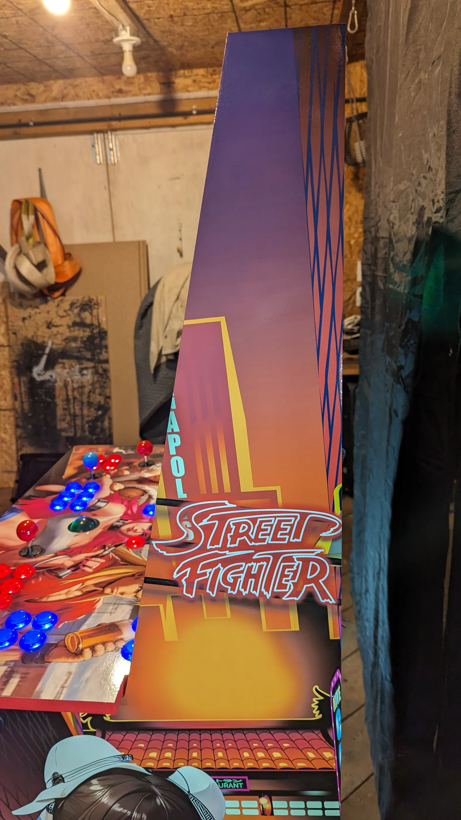 Right-side Street Fighter cabinet artwork